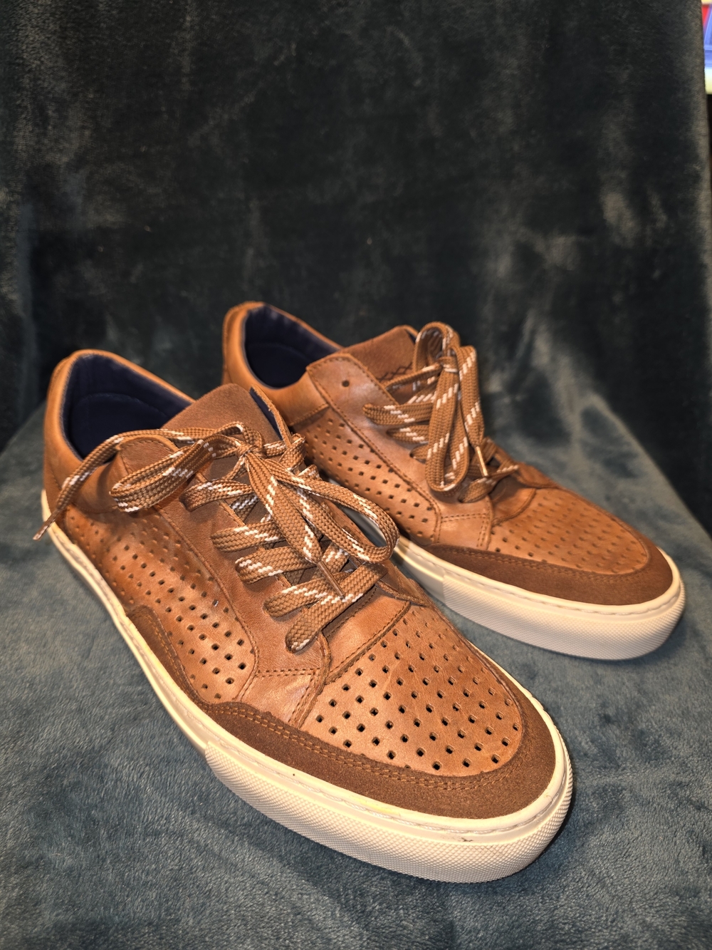 Men's Casual Perforated Leather Sneakers - Brown